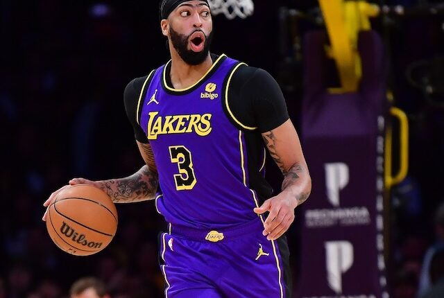 Anthony Davis: Game-Time Decision for Lakers-Warriors Showdown (March 16th Update)